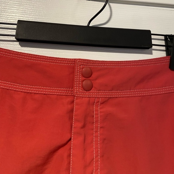L.L. Bean Size 6 Pink Coral Contrast Stitch Nylon Hiking Outdoor Shorts - Picture 2 of 9